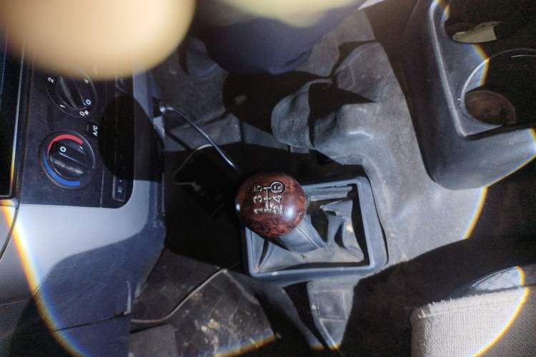 Used King Long Golden Way 2018 2.0L Van Series 4G20 Gear Lever