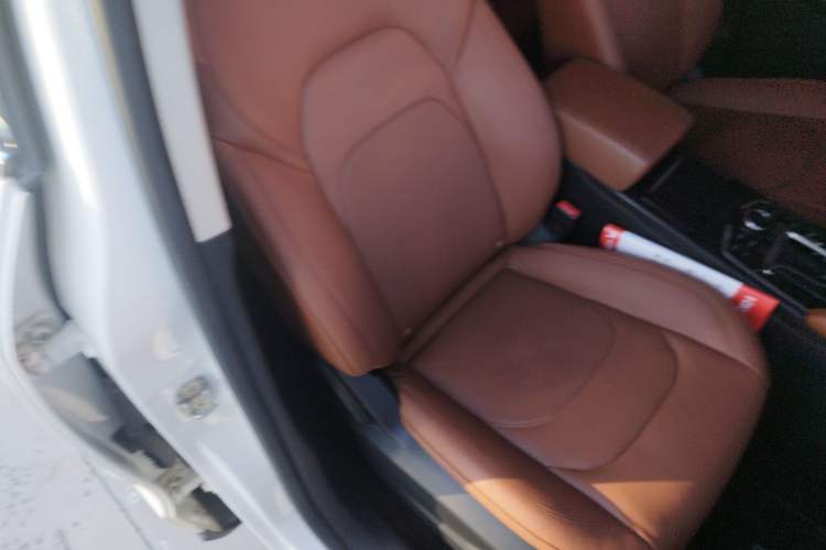 Used BORGWARD BX7 2016 28T Two-Wheel Drive Luxury Version 5 Seats
