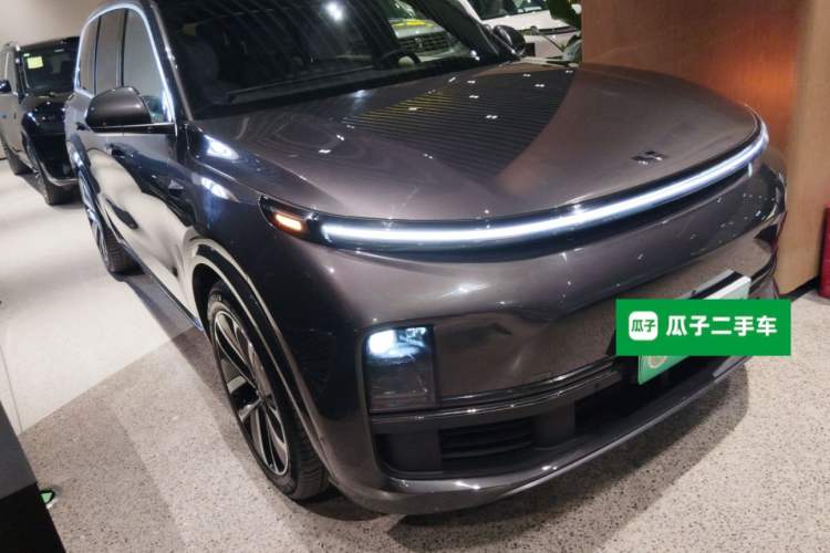 Used Li Auto L9 2024 Ultra Model Front Right 45 Deg