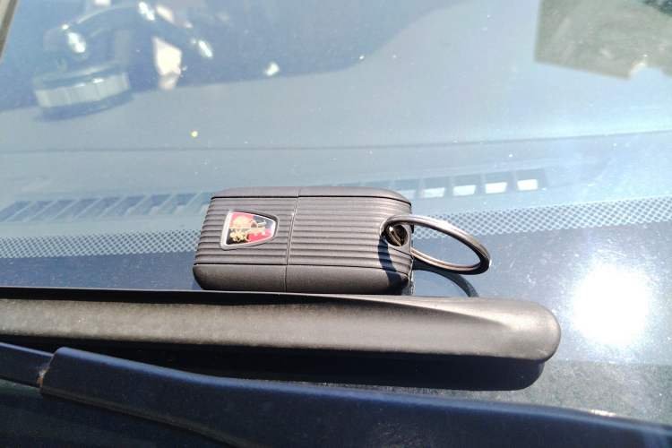 Used Roewe RX5 2016 20T Two-Wheel Drive Automatic Flagship Edition