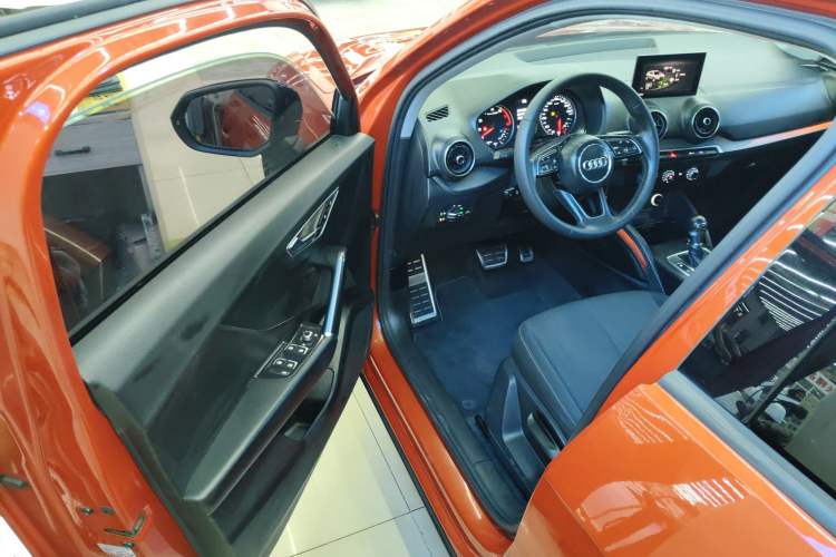 Used Audi Q2L 2018 35 TFSI Launch Exclusive Edition China V
