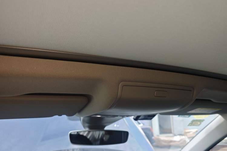 Used Volkswagen Tiguan L New Energy 2020 430 PHEV Plug-in Hybrid Flagship Edition Headliner