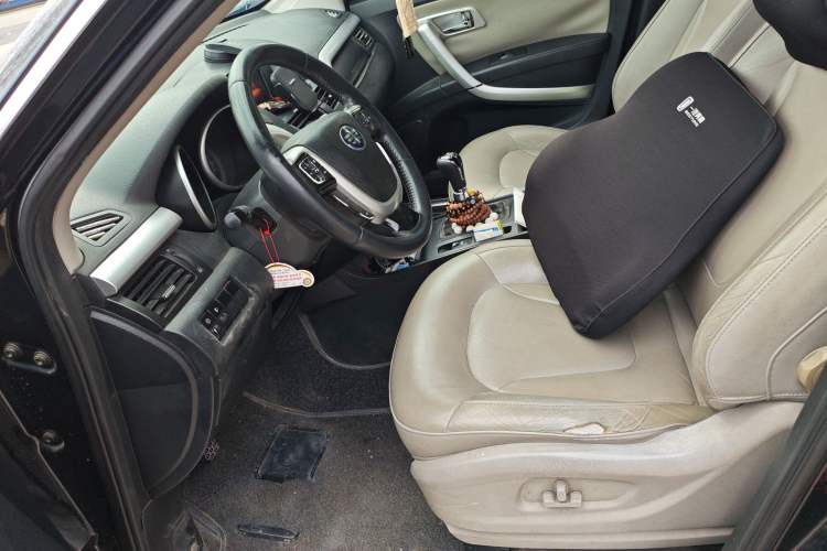 Used Bestune X80 2013 2.0L manual luxury version