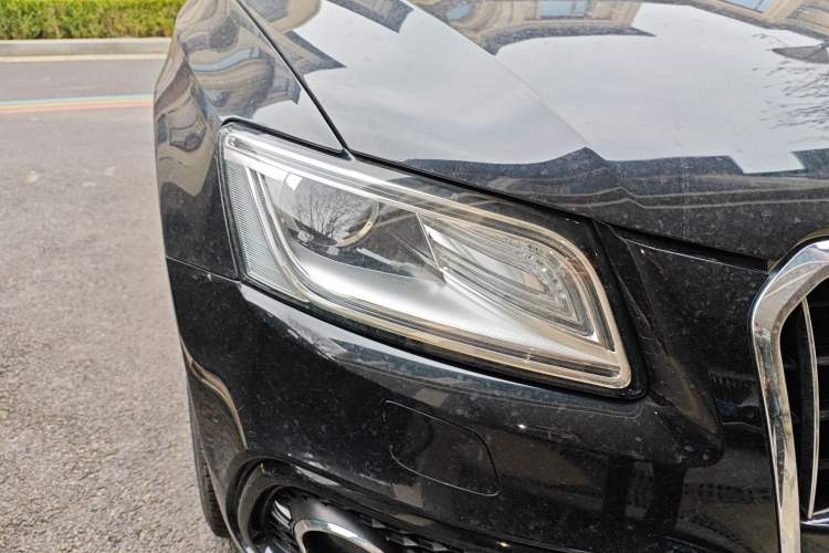 Used Audi Q5 2017 Plus 40 TFSI Ambition Model