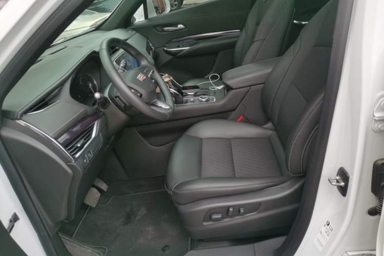 Used Cadillac XT4 2022 28T Two-Wheel Drive Fashion Edition
