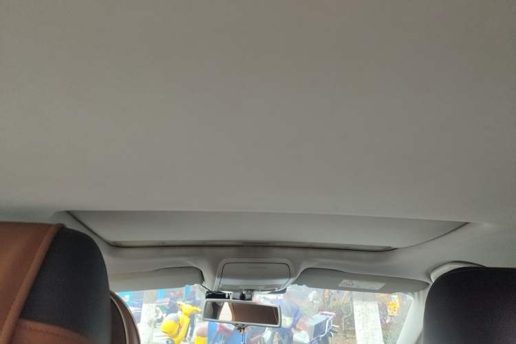 Used Volkswagen Sagitar 2015 230TSI Automatic Luxury Model