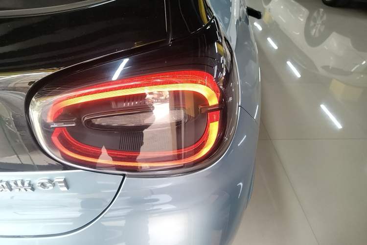 Used Dongfeng NAMMI 01 2024 430 Plus Smart+ Exterior 1