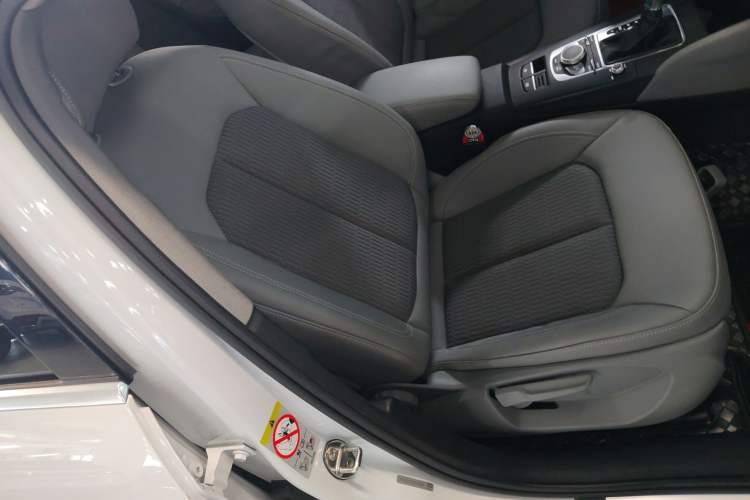 Used Audi A3 2020 Limousine 35 TFSI Fashion Edition China VI Emission Standard