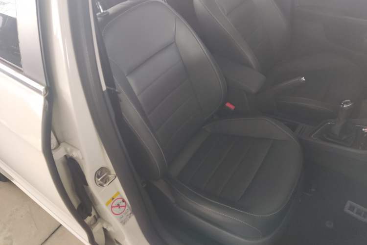 Used Volkswagen Lavida 2017 1.6L Manual Comfort Edition