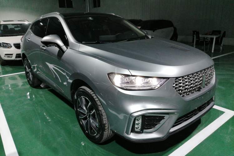 Used Wey VV5 2021 1.5T Two-Wheel Drive Smart Pioneer
