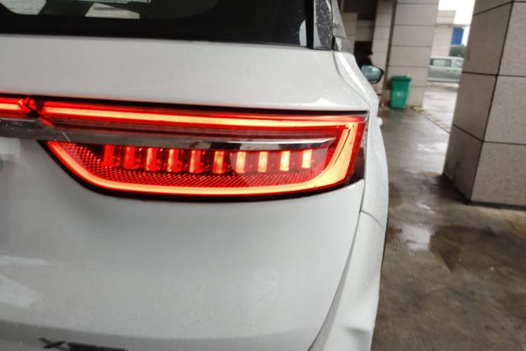 Used JETOUR X90 PRO 2024 1.6T DCT Luxury Edition 5 Seats
