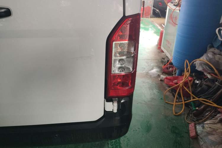 Used Karry Jiangtun E5 2024 268 km Range Open-Window 6-Seater Version
