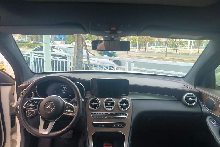 Used Mercedes-Benz GLC 2021 GLC 260 L 4MATIC Luxury Model