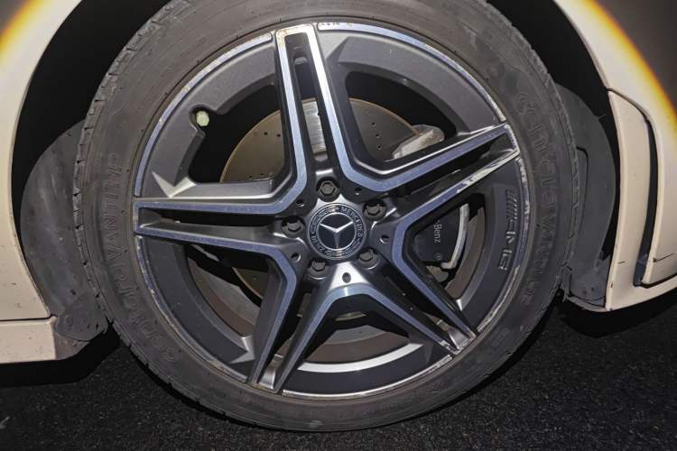 Used Mercedes-Benz CLA 2020 CLA 200 Right Front Wheel Hub