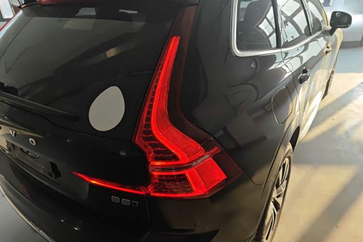 Used Volvo XC60 2024 B5 4x4 Smart Luxury Edition