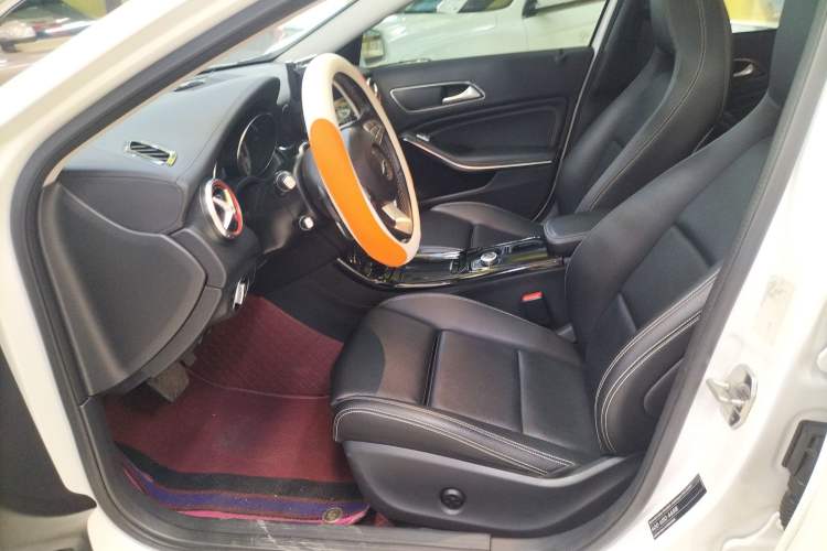 Used Mercedes-Benz GLA 2016 GLA 200 Fashion Model