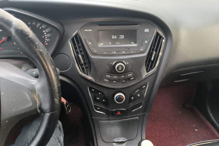 Used GAC Trumpchi GA3S Vision 2014 1.6L Manual Elite Edition