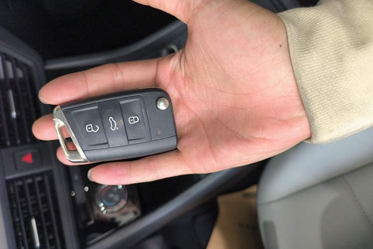 Used Volkswagen Bora 2023 200TSI DSG SmartDrive PRO Edition