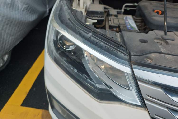 Used CHANGAN OSHAN CX70 2016 1.6L Manual Luxury Model Right Front Headlight