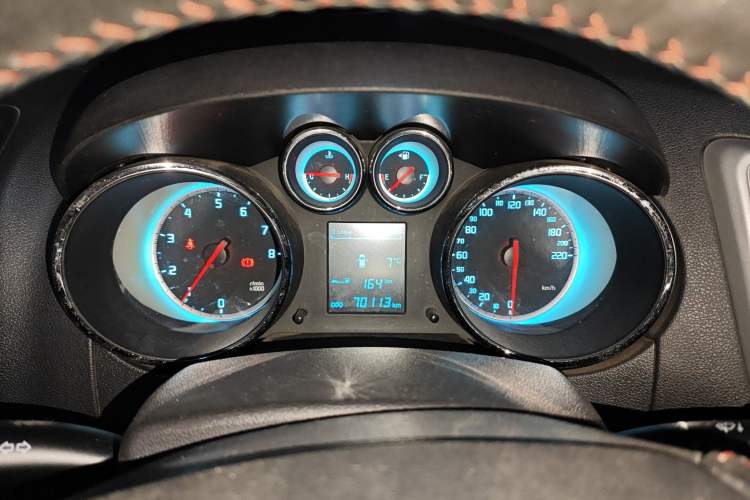 Used Changan CS35 2015 1.6L Manual Luxury Model China IV Standard
