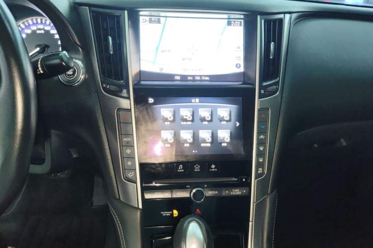 Used Infiniti Q50L 2016 2.0T Ambition Edition Audio And AC Panel