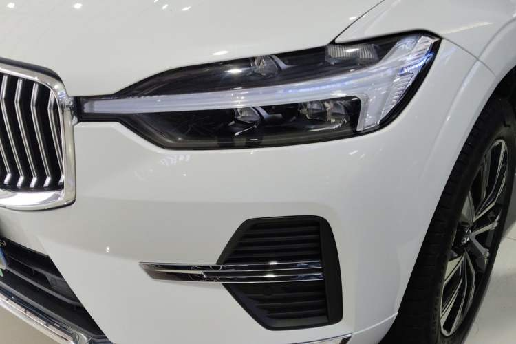 Used Volvo XC60 2024 B5 4x4 Smart Luxury Edition