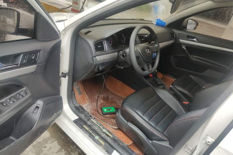 Used Volkswagen Lavida 2017 1.6L Automatic Fashion Edition
