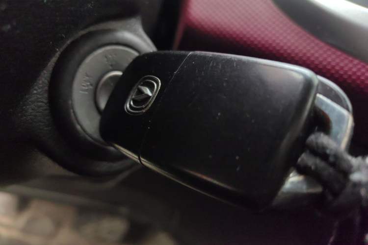 Used CHANGAN Benni 2015 1.4L IMT Luxury Model China V Standard Vehicle Key