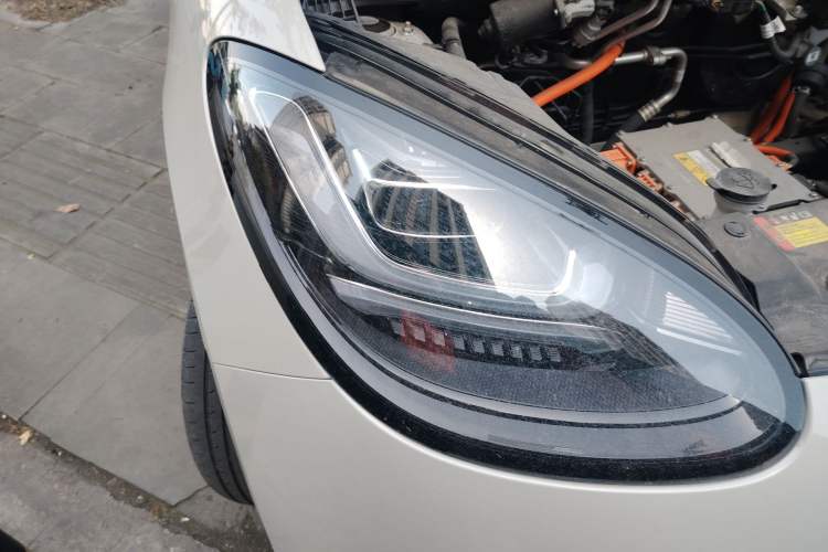 Used Wuling Bingo 2024 333 km Enjoyment Version Right Front Headlight