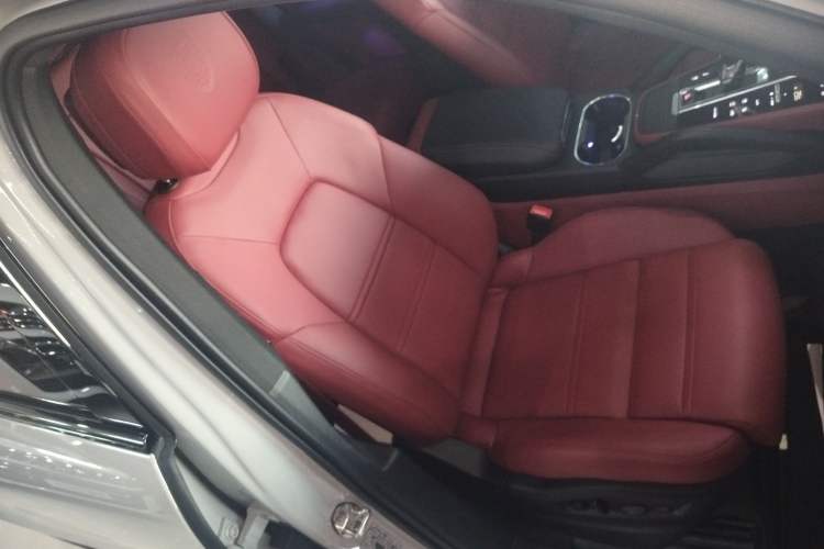 Used Porsche Cayenne E-Hybrid 2022 Cayenne E-Hybrid 2.0T Platinum Edition