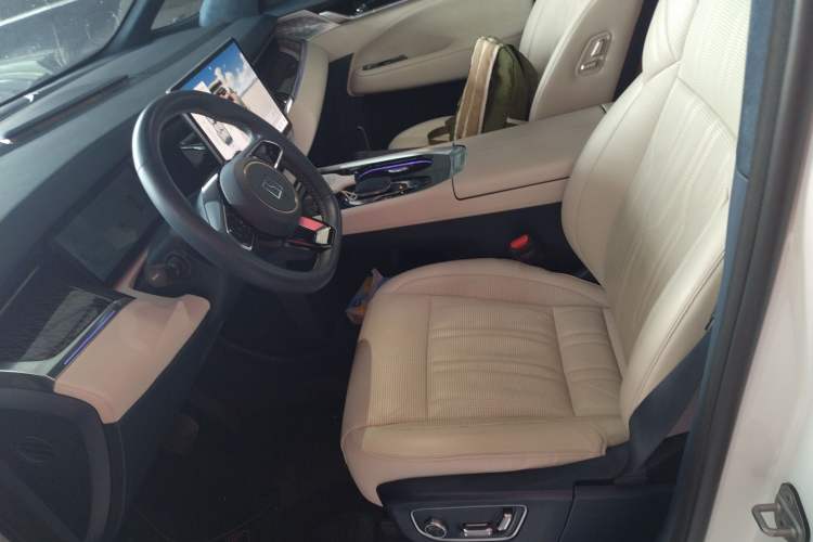 Used Zeekr 009 2022 WE Edition
