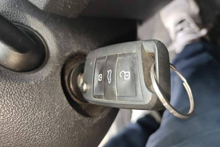 Used Volkswagen Lamando 2015 230TSI DSG Fashion Edition
