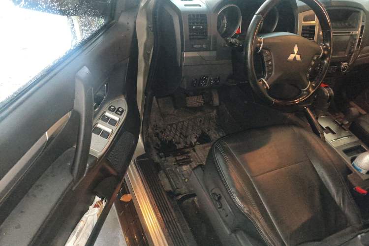 Used Mitsubishi Pajero 2016 3.0L Automatic Prestige Version China V Standard
