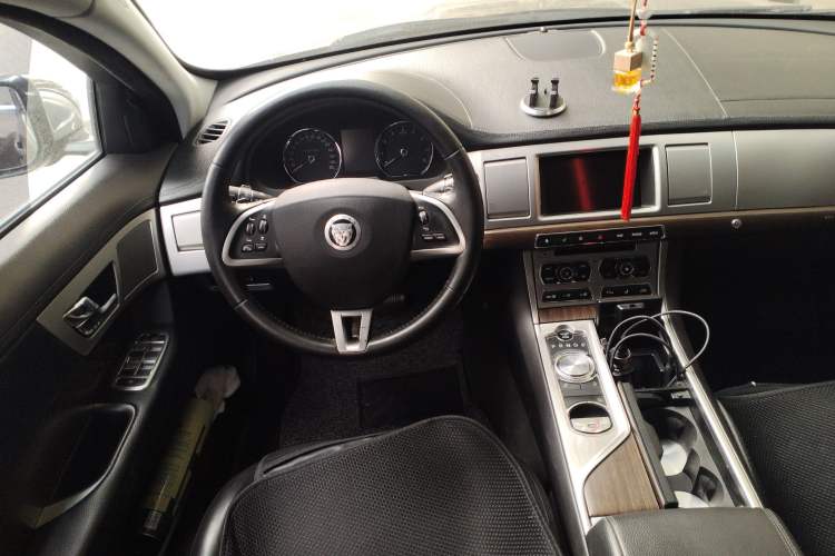 Used Jaguar XF 2013 XF 2.0T Luxury Edition