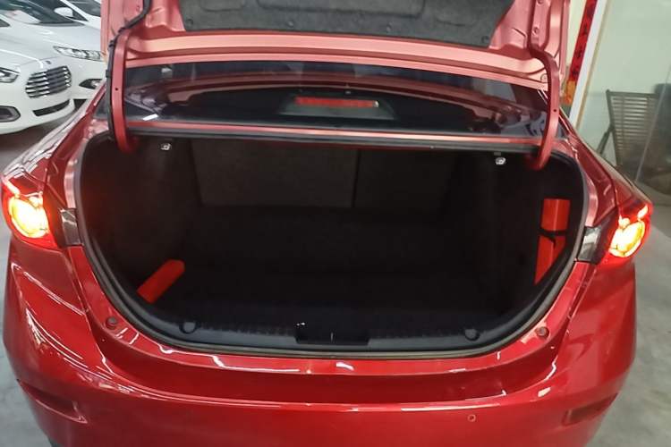 Used Mazda 3 Axela 2019 Cloud-Controlled Version Sedan 1.5L Automatic Luxury Trim China V Standard