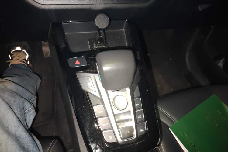 Used BYD Yuan New Energy 2019 EV360 Smart Connect Enjoyment Model