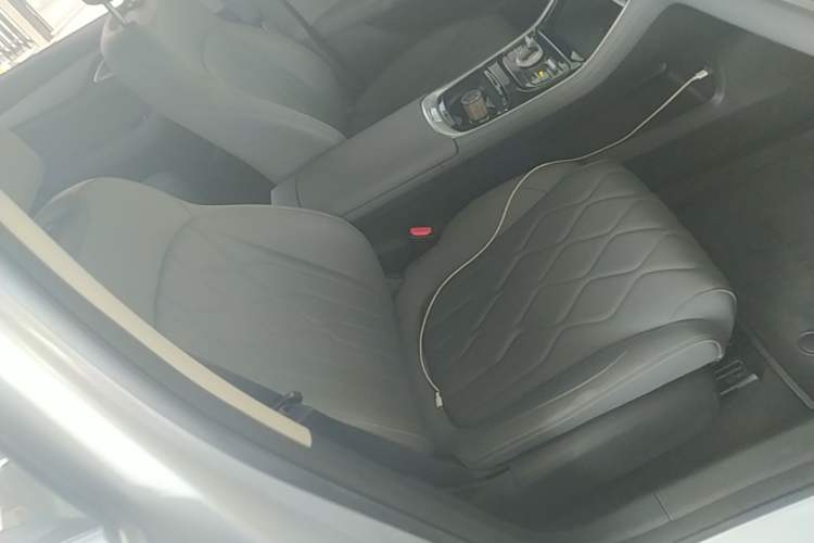 Used Geely Galaxy A7 2025 Model EM-i 70km Luxury Edition
