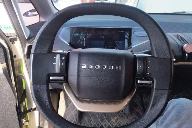 Used Baojun KiWi EV 2021 Artist Model Lithium Iron Phosphate
