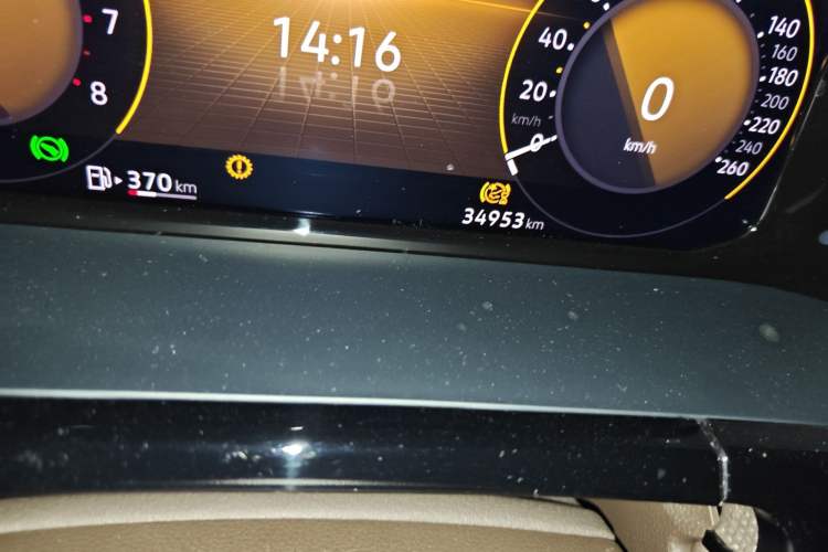 Used Volkswagen Viloran 2023 Revised 330TSI Business Edition Odometer Close Up