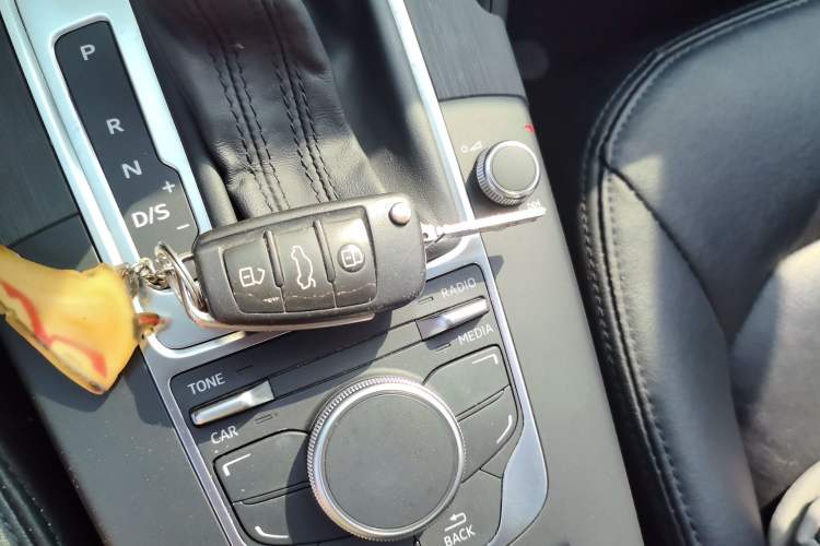 Used Audi A3 2014 Limousine 35 TFSI Automatic Fashion Model