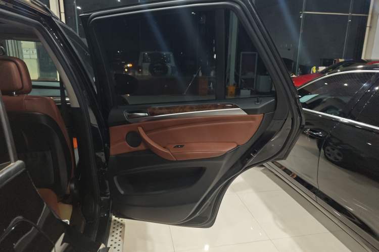 Used BMW X5 2013 xDrive35i U.S. specification