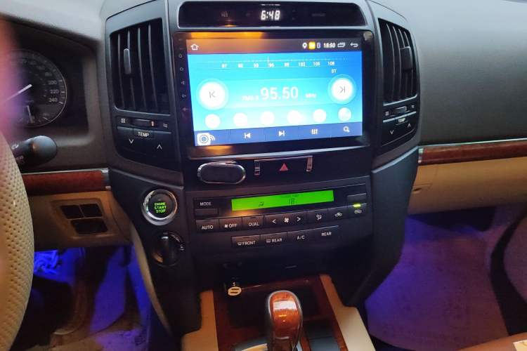 Used Toyota Land Cruiser 2013 4.0L GX-R Middle East Edition