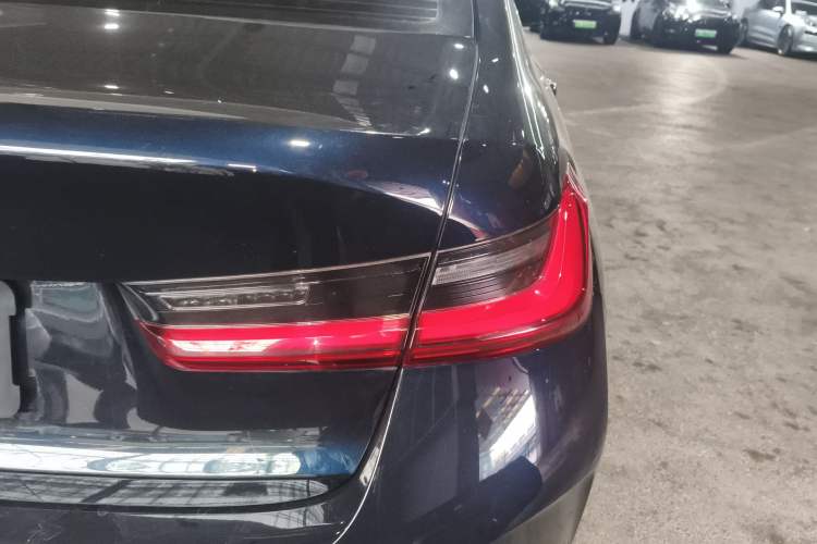 Used BMW i3 2024 eDrive 35 L Exterior 3