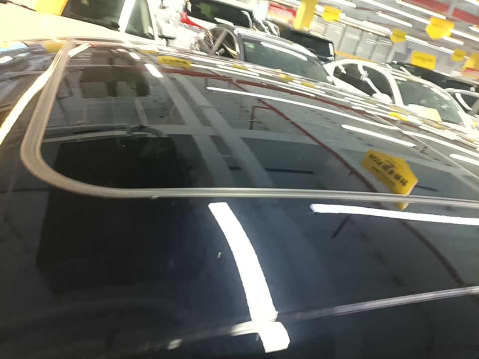 Hongqi H5 2025 2.0T Automatic Flag Edition – 500 000 Units Commemorative Version — снимка 7
