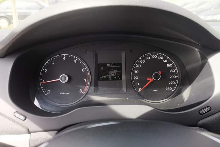 Used Volkswagen Sagitar 2012 1.6L Manual Comfort Model