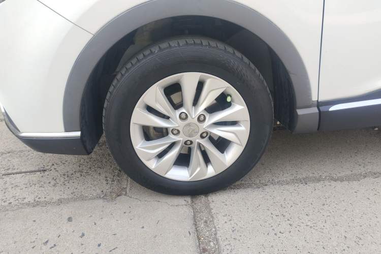 Used Haima S5 Youth Edition 2018 1.6L Manual Elite Model Left Front Wheel Hub