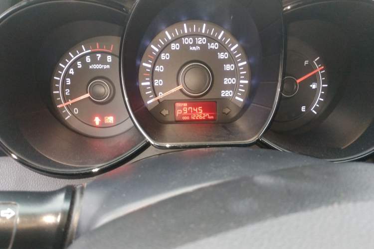 Used Kia K2 2012 Sedan 1.4L Automatic GLS Commemorative Edition