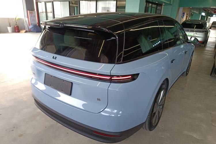 Used Li Auto i8 2025 Model Standard Version
