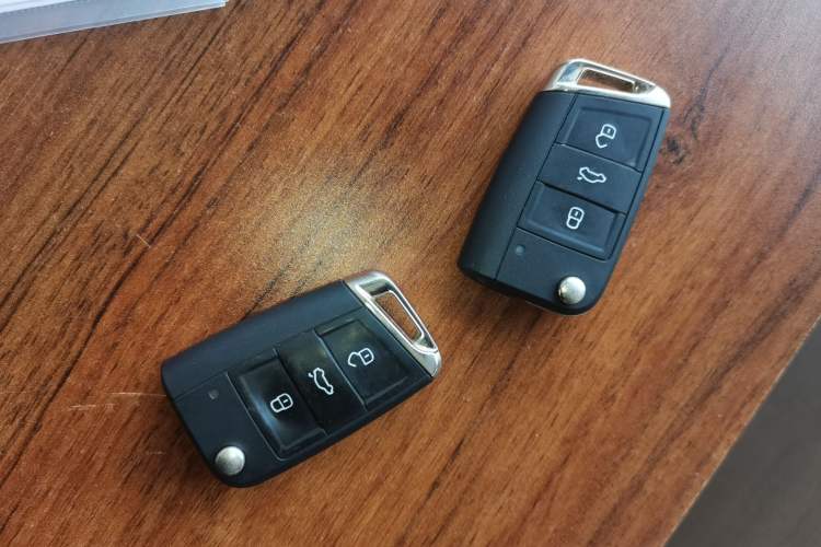 Used Volkswagen Sagitar 2024 300TSI DSG Excellence Edition Vehicle Key