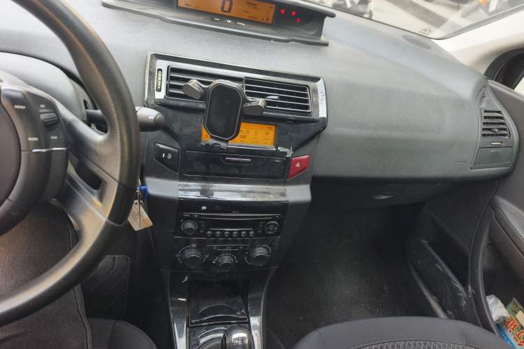 Used Citroen C-Quatre 2014 VTS Version 1.6L Manual - Premium Model Audio And AC Panel